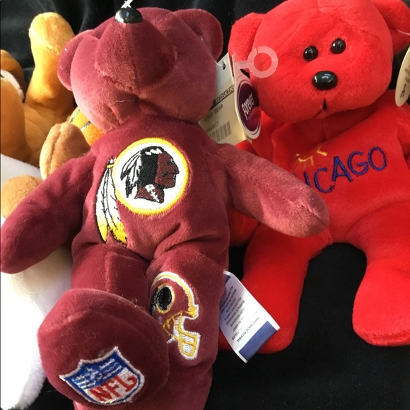 4 Plush Bears and a Seal - Picture 15 of 15